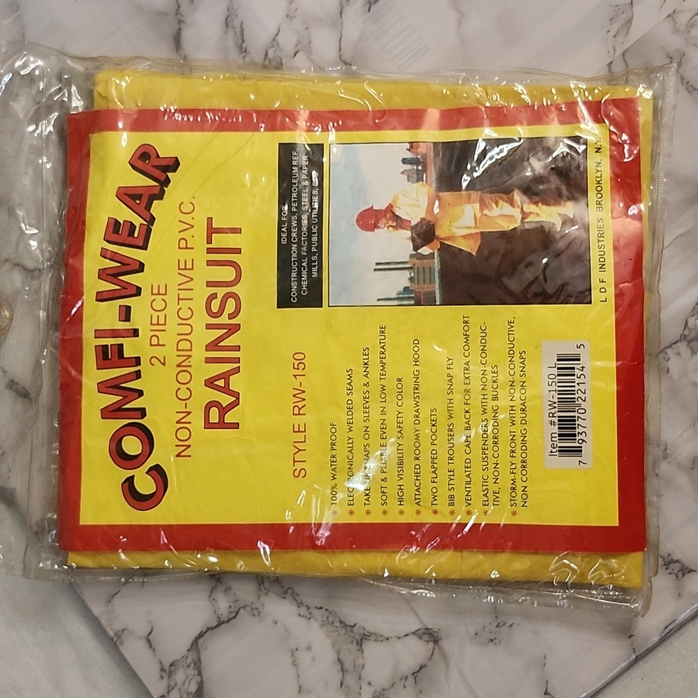 NIB Comfi-Wear 2pc Bib Style Rainsuit